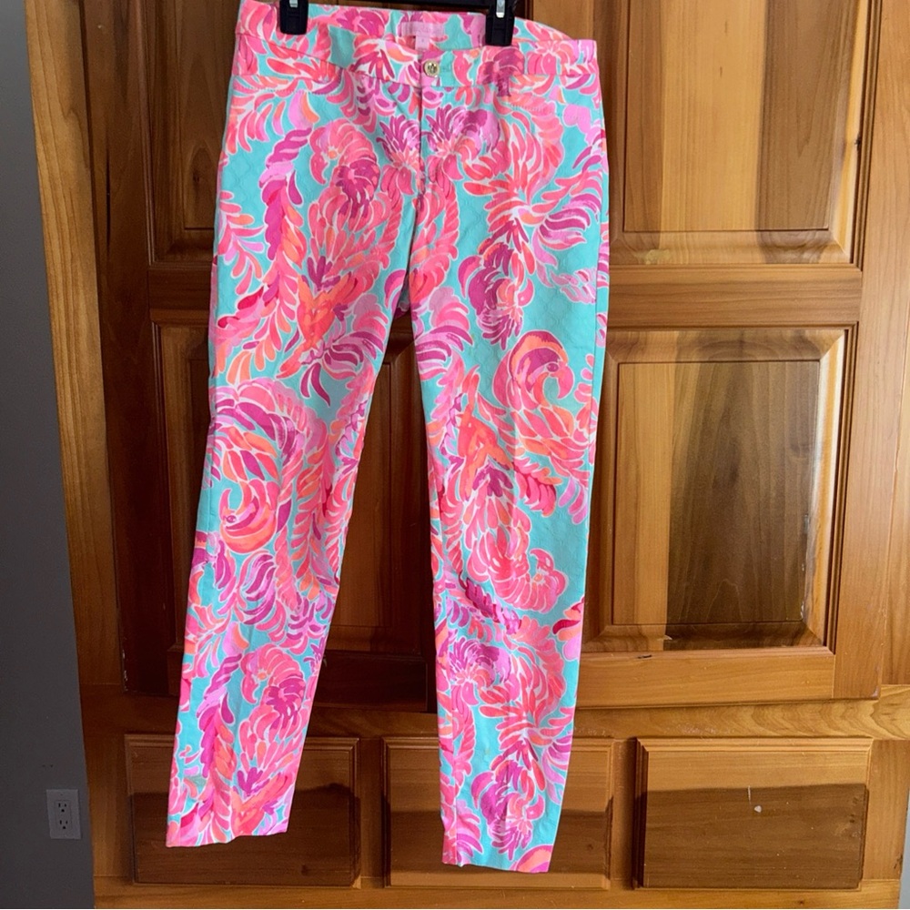 Lilly Pulitzer Kelly Pink and Blue Cropped Pants